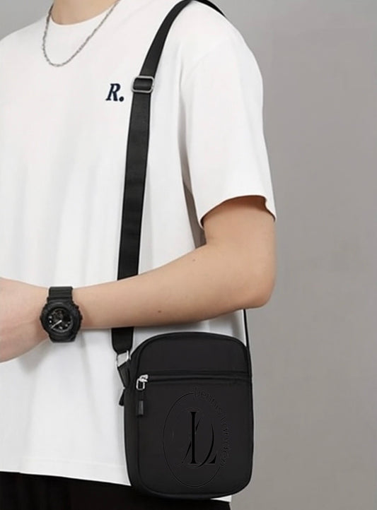 Dennis Landén Shoulder bag